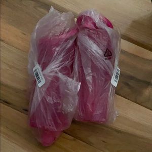 Tupperware tumbler with lids